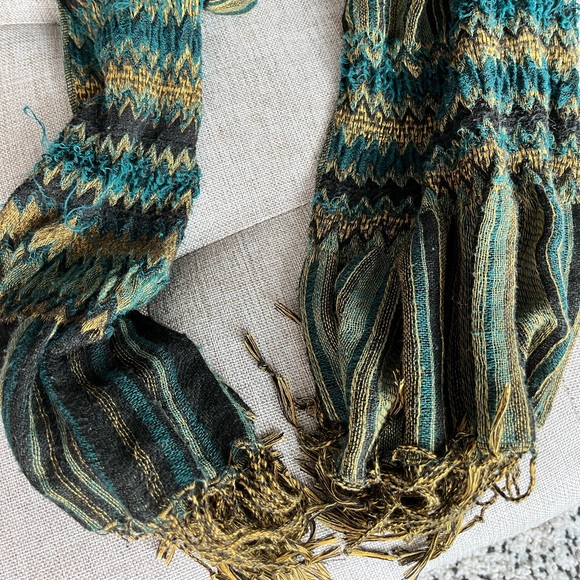 Women’s Multicoloured Scarf - Picture 3 of 3